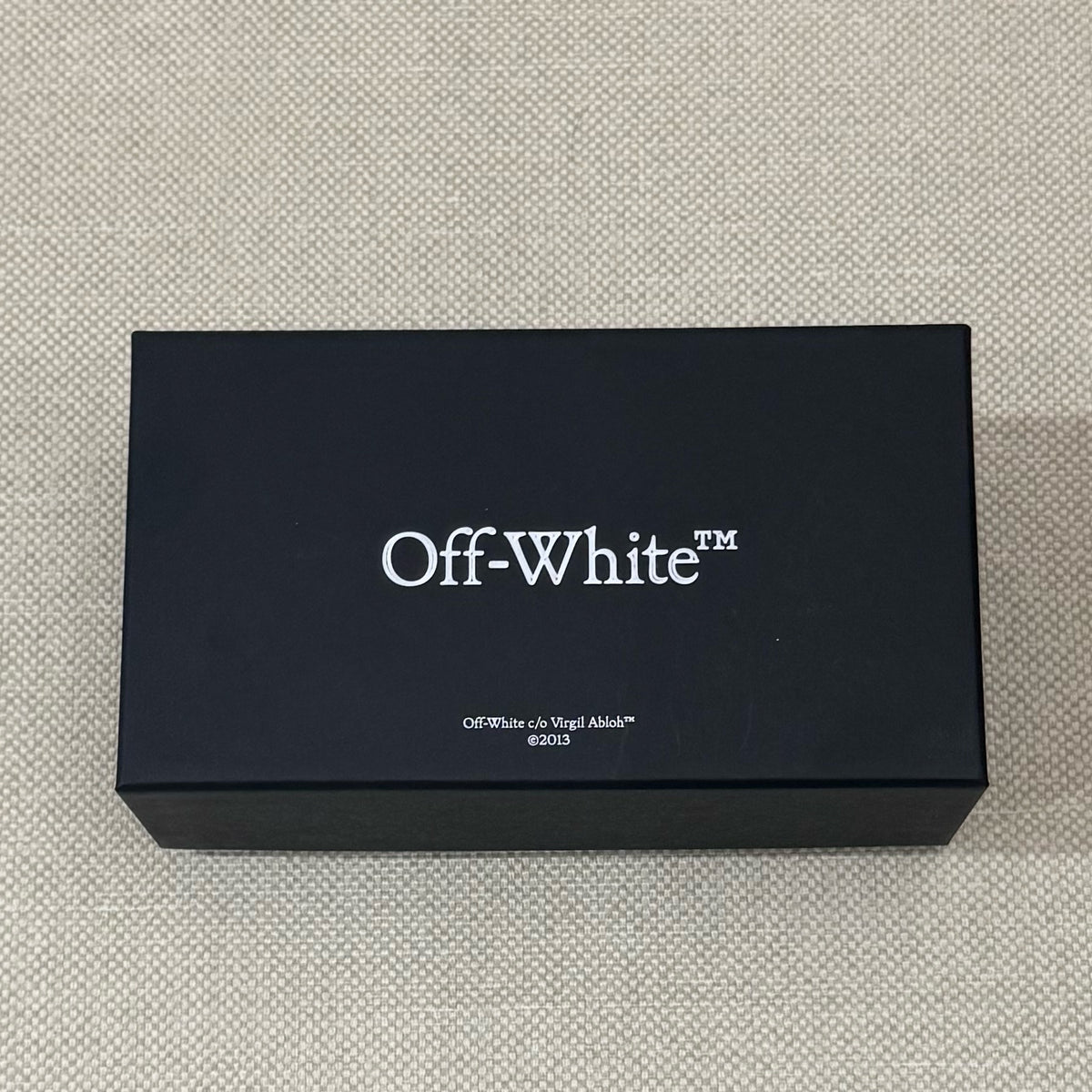 Off White Clip-On Arrow Sunglasses - Black