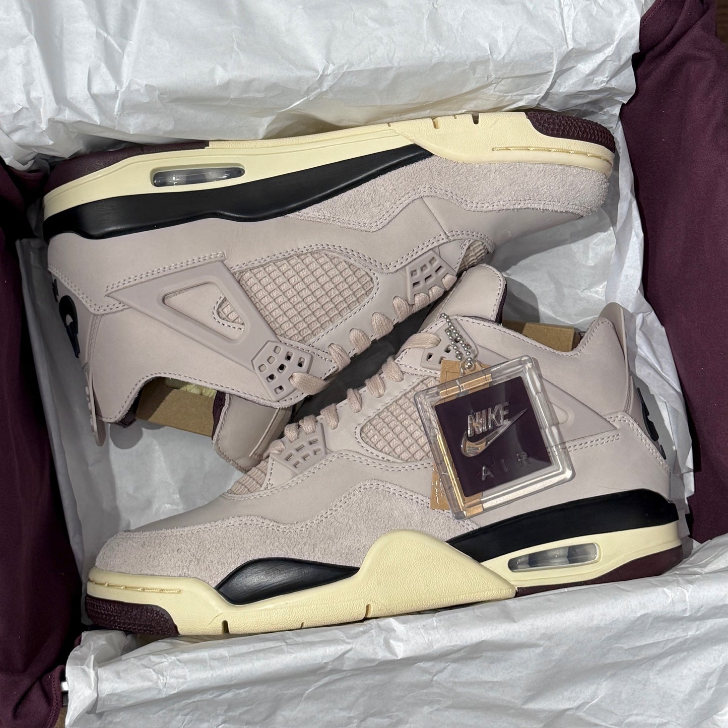 Jordan 4 x A Ma Maniere - While You Were Sleeping W