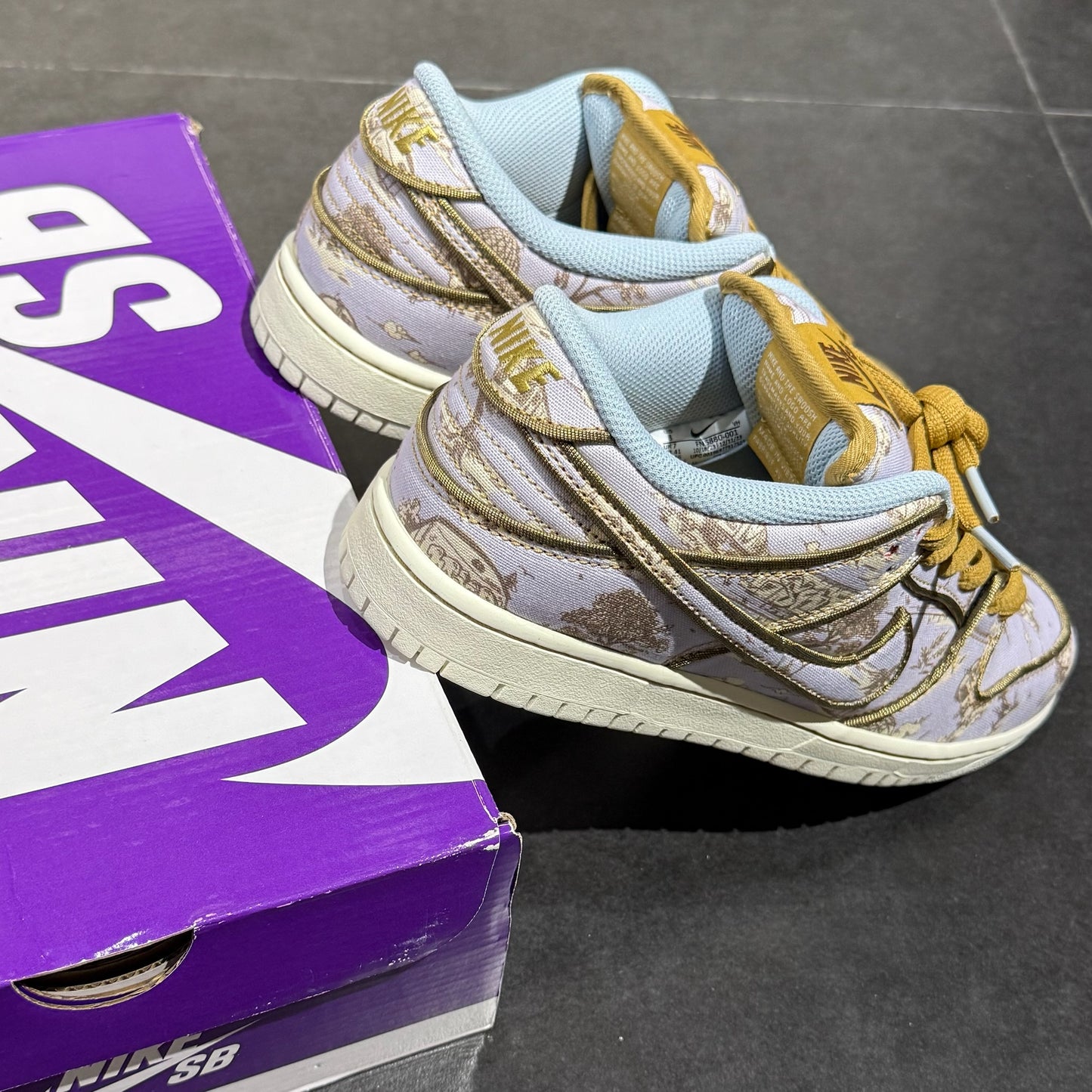 Nike SB Dunk Low City of Style