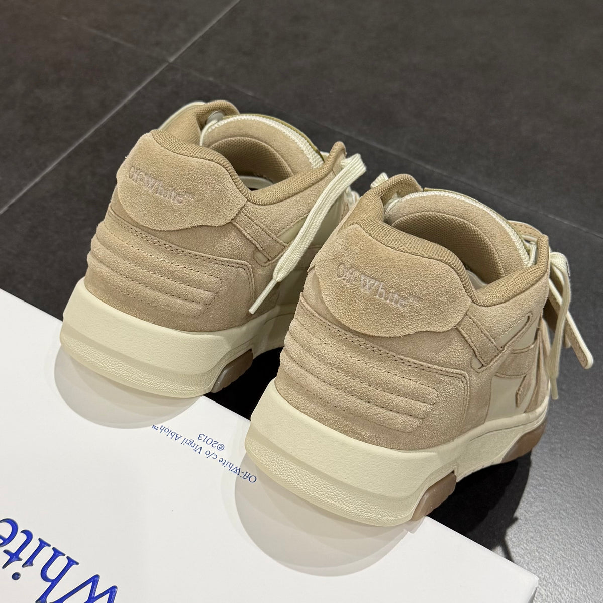 Off White Out Of Office - Beige & Brown