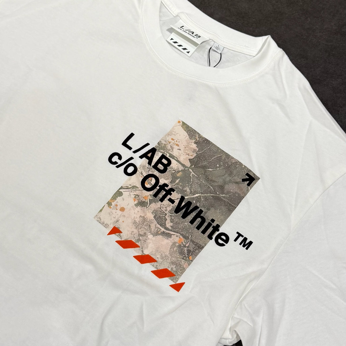 Off White L/AB Camo Graphic Tee - White