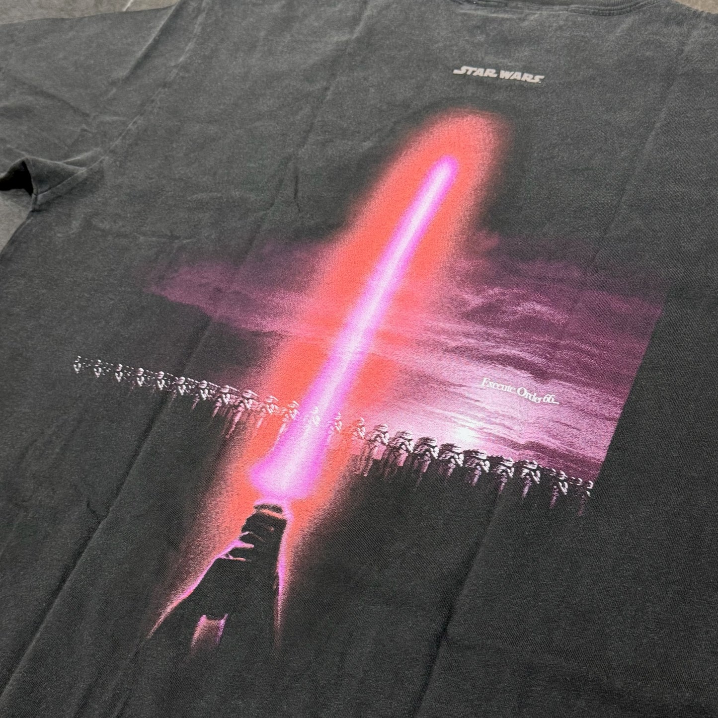 Kith x Star Wars Jedi Vs Sith Tee - Black