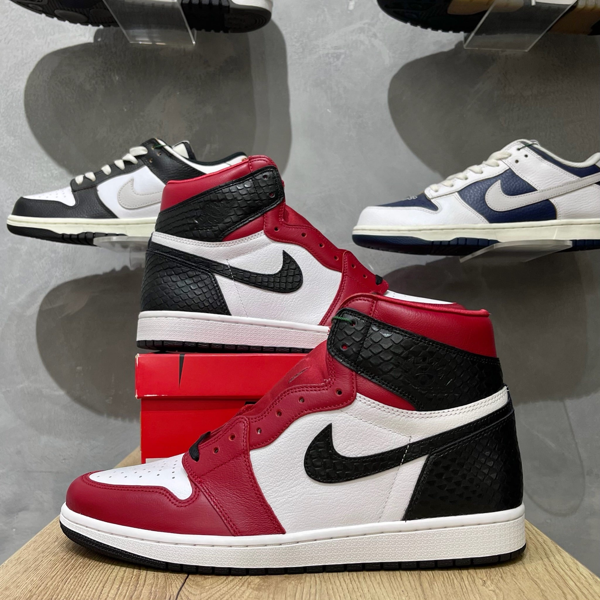 Jordan High Satin Snake Chicago - Main Image