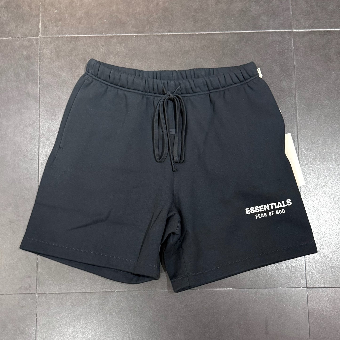 Essentials SS25 Classic Short - Vintage Black