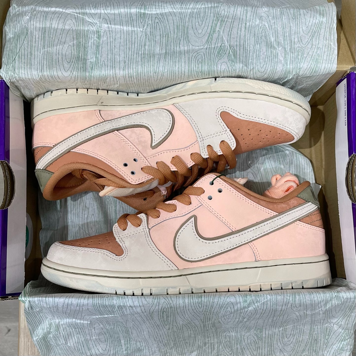 Nike Sb Dunk Low - Trocadero Gardens