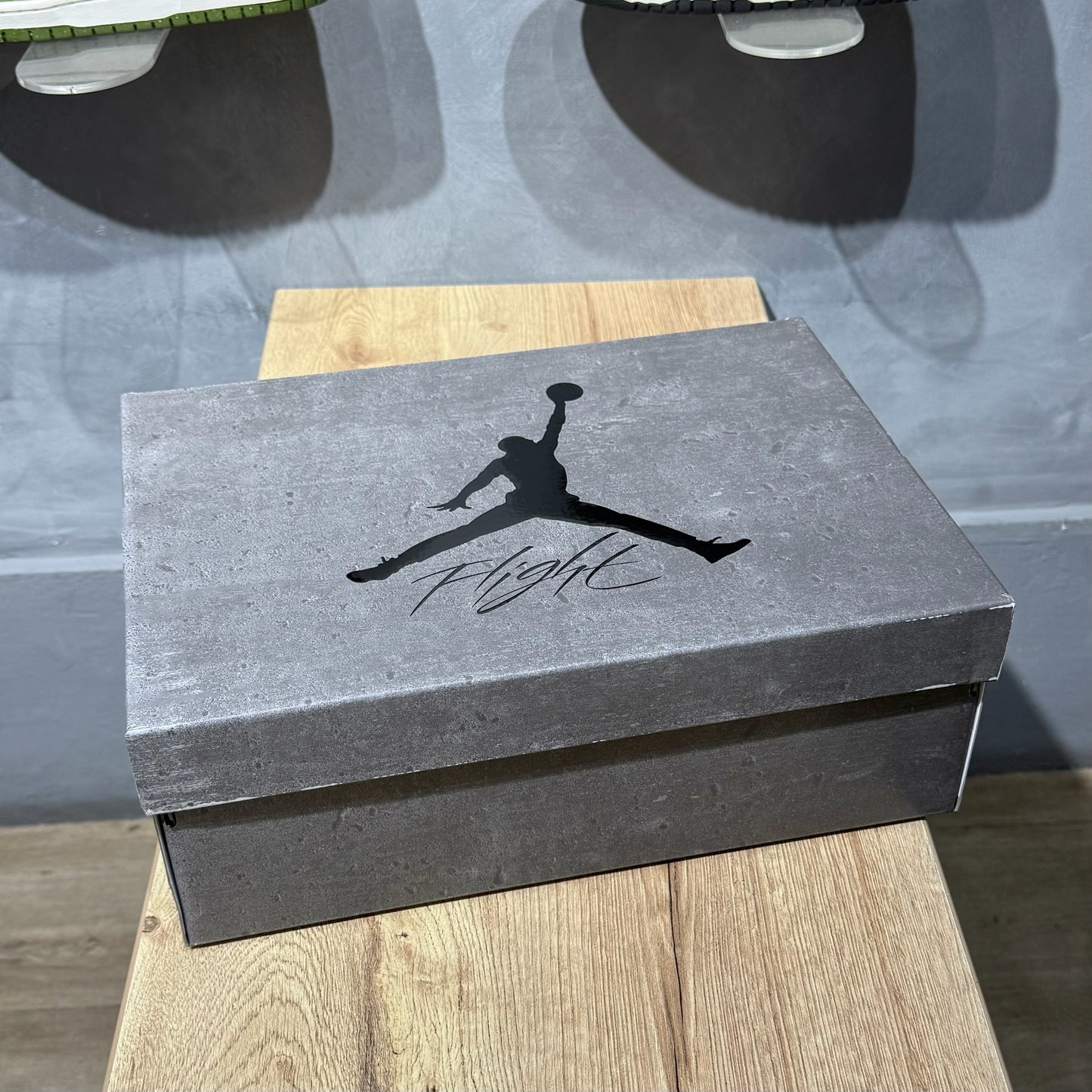 Jordan 4 - Cave Stone