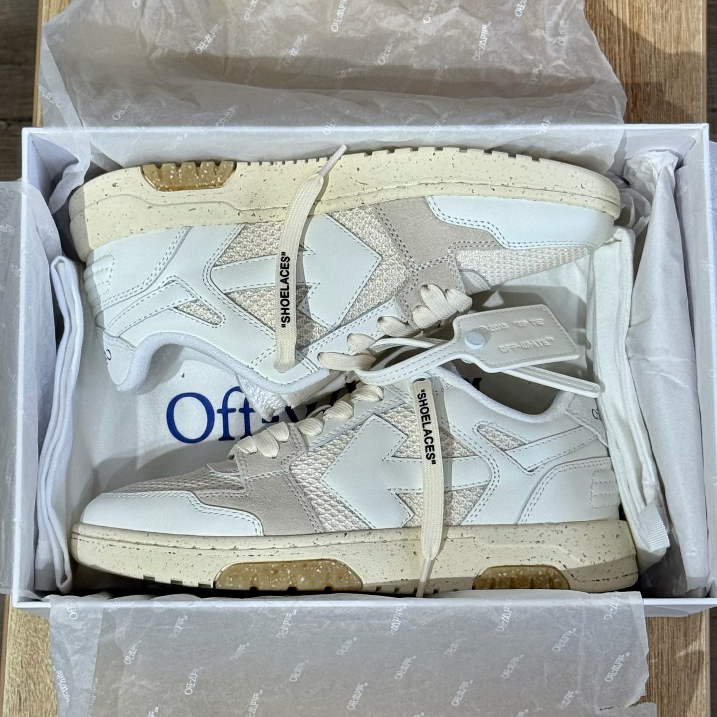 Off White Out Of Office Slim - White & Cream