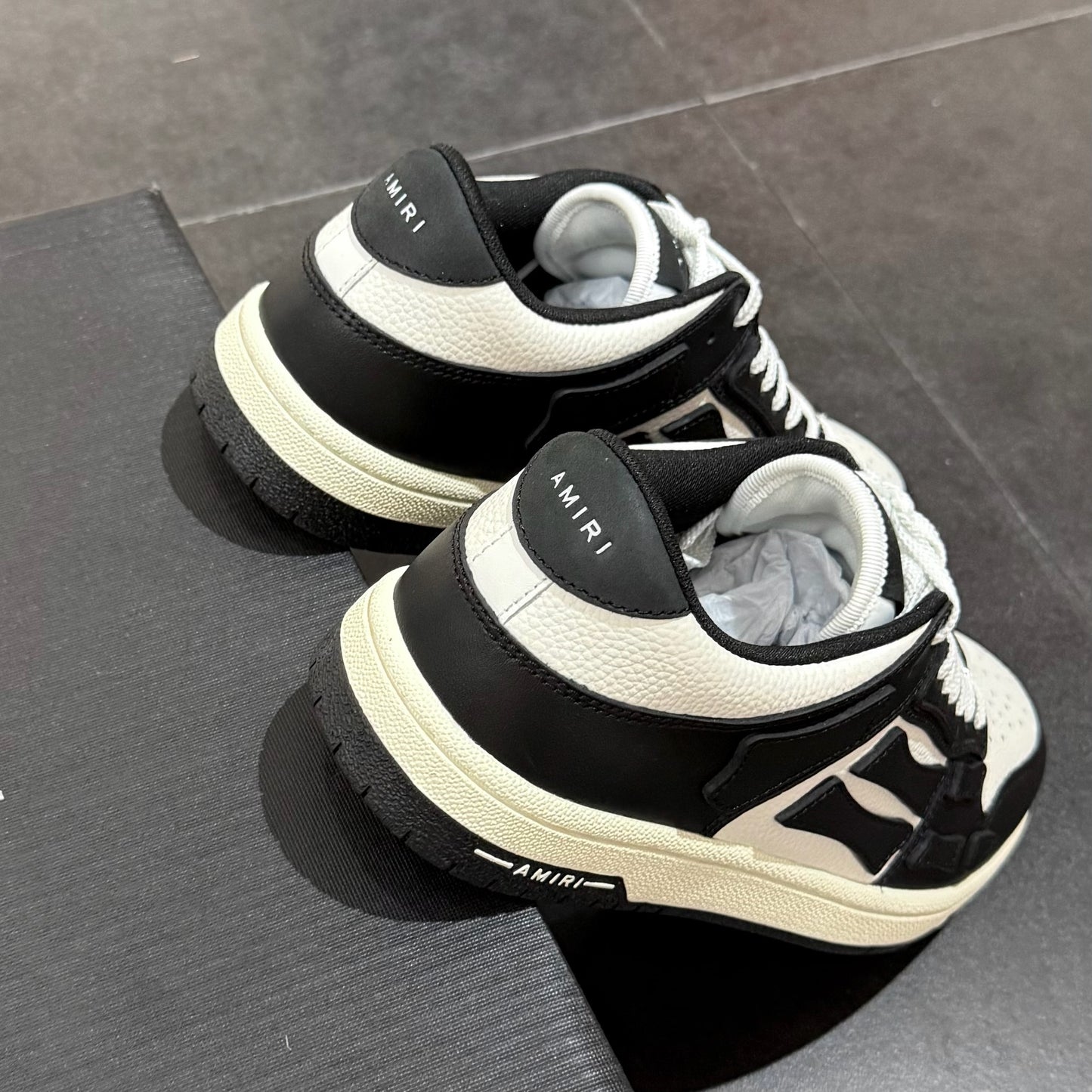 Amiri Skel Top Low - Black & White