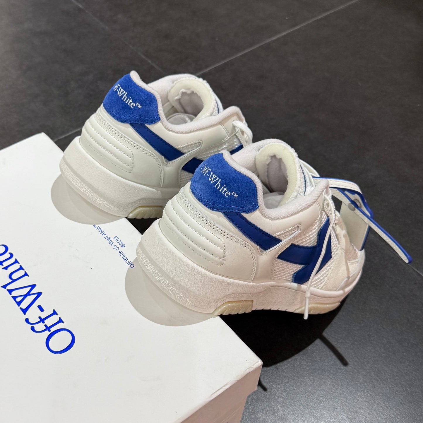 Off White Out Of Office Slim - White & Blue