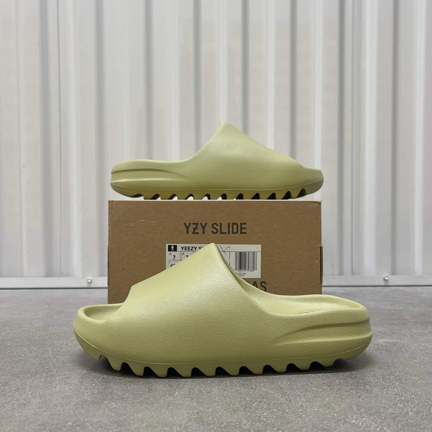 Yeezy Slides - Resin