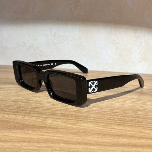 Off White Arthur Sunglasses - Black 50 MM