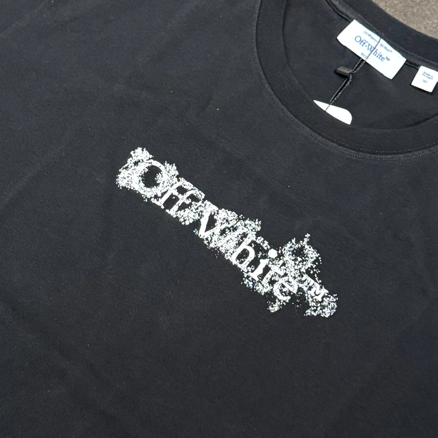 Off White Heraldic Arrow Tee - Black