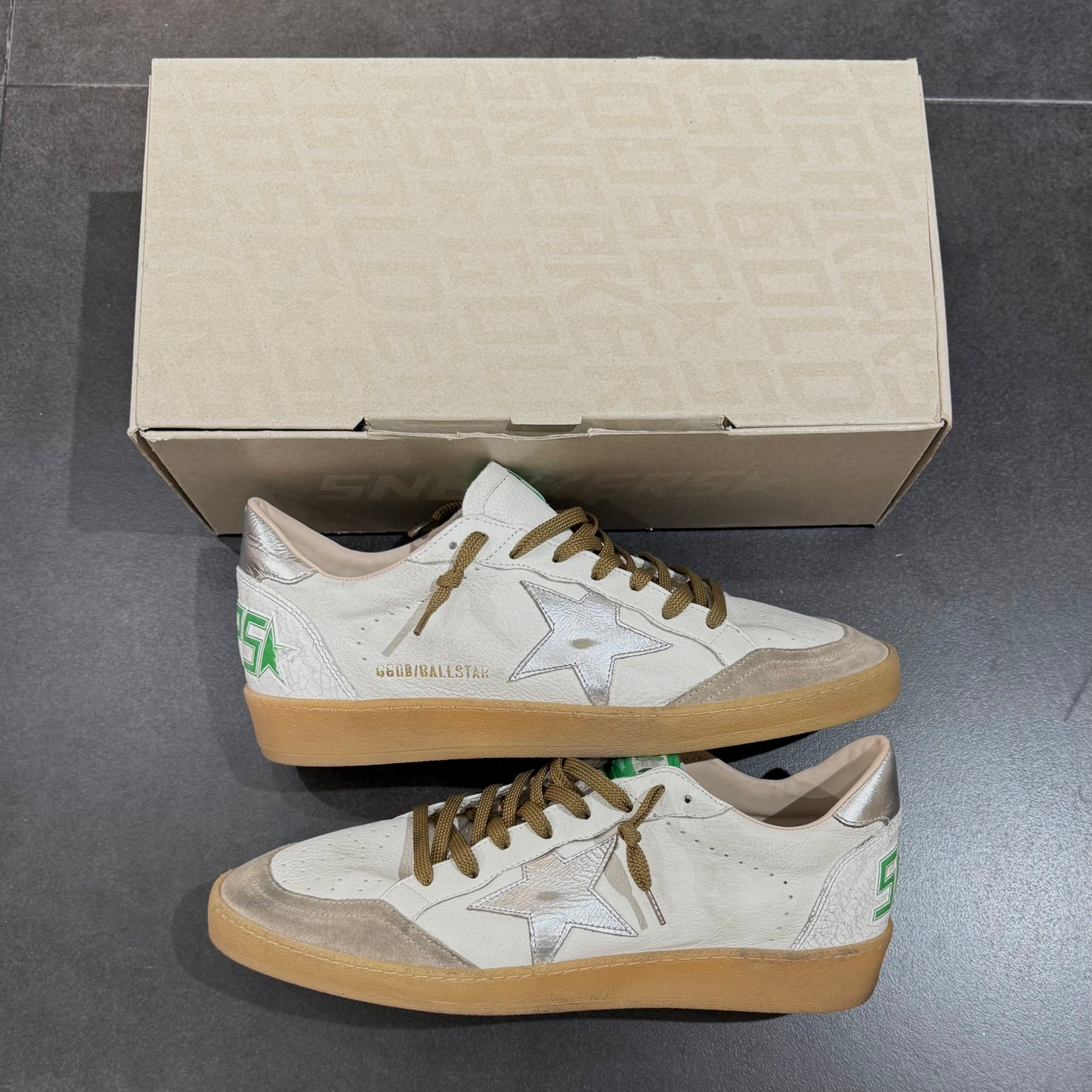 Golden Goose Ball Star - White Beige Silver