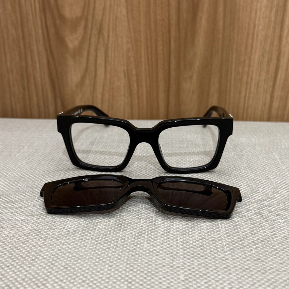 Off White Clip-On Arrow Sunglasses - Black