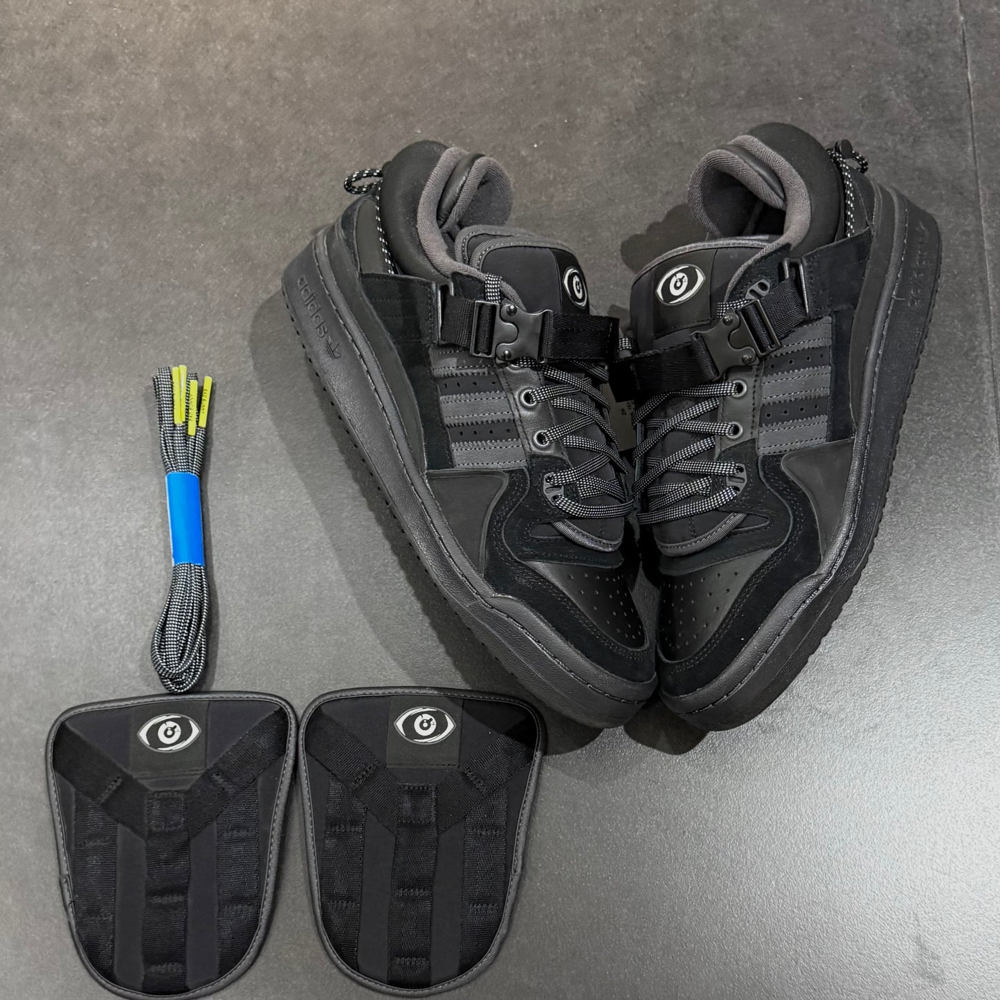 Adidas x Bad Bunny Forum - Back to School Special Box