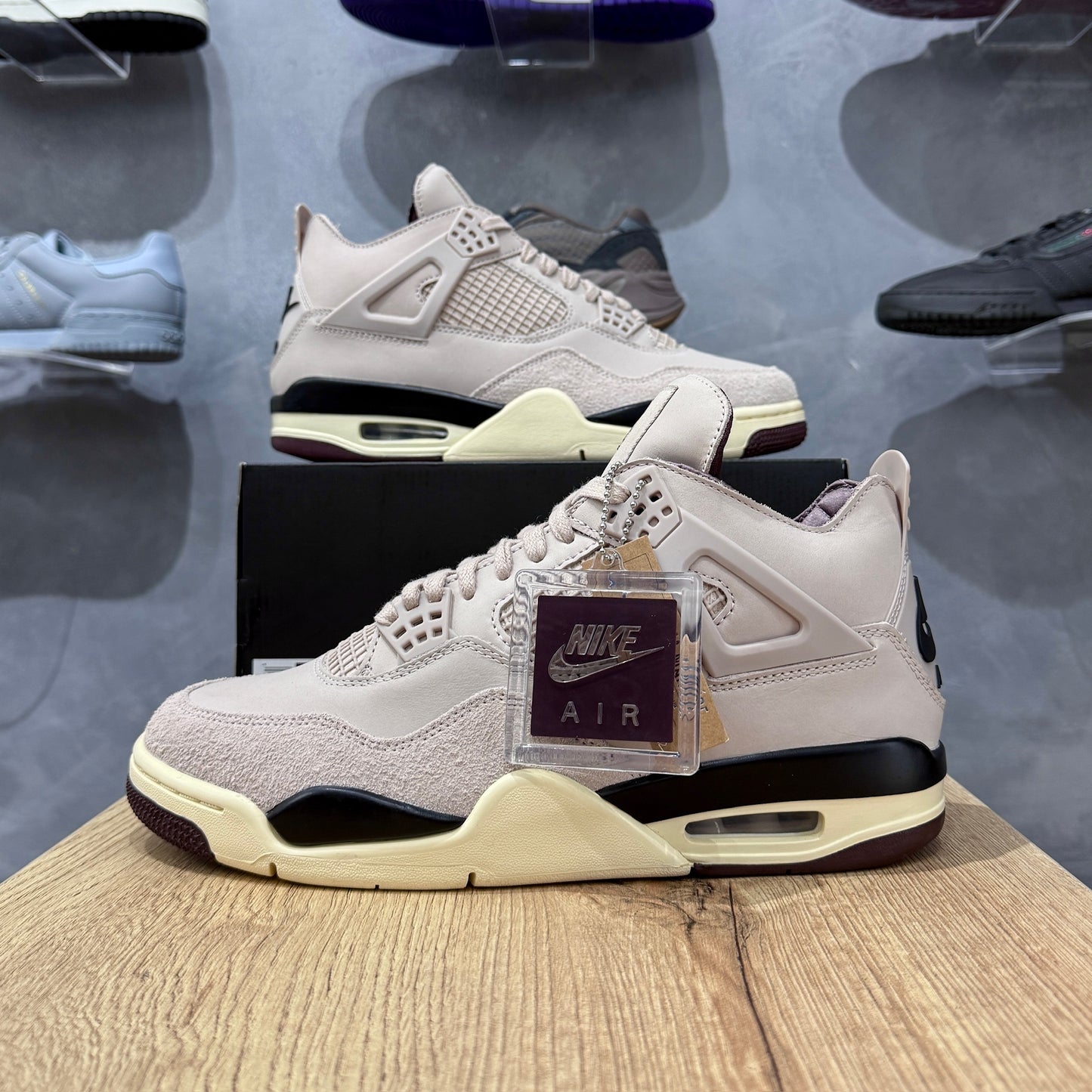 Jordan 4 x A Ma Maniére - While You Were Sleeping W