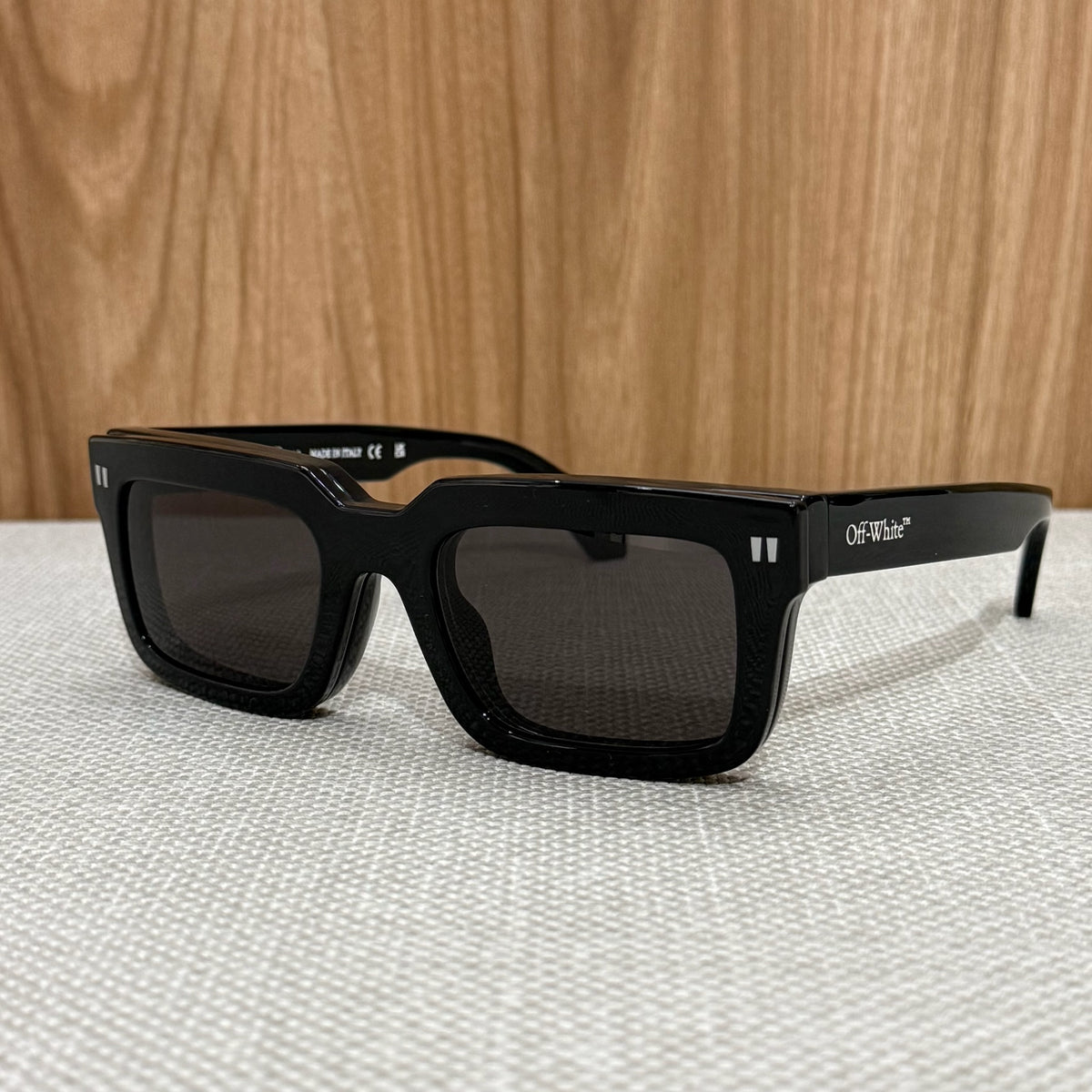Off White Clip-On Logo Sunglasses - Black