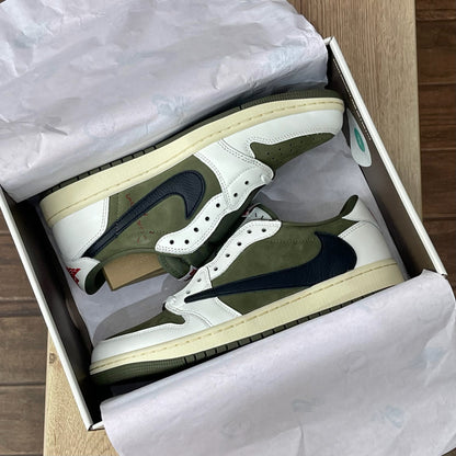 Jordan 1 Low x Travis Scott - Medium Olive