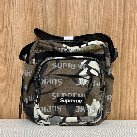 Supreme Shoulder Bag - Predator Camo
