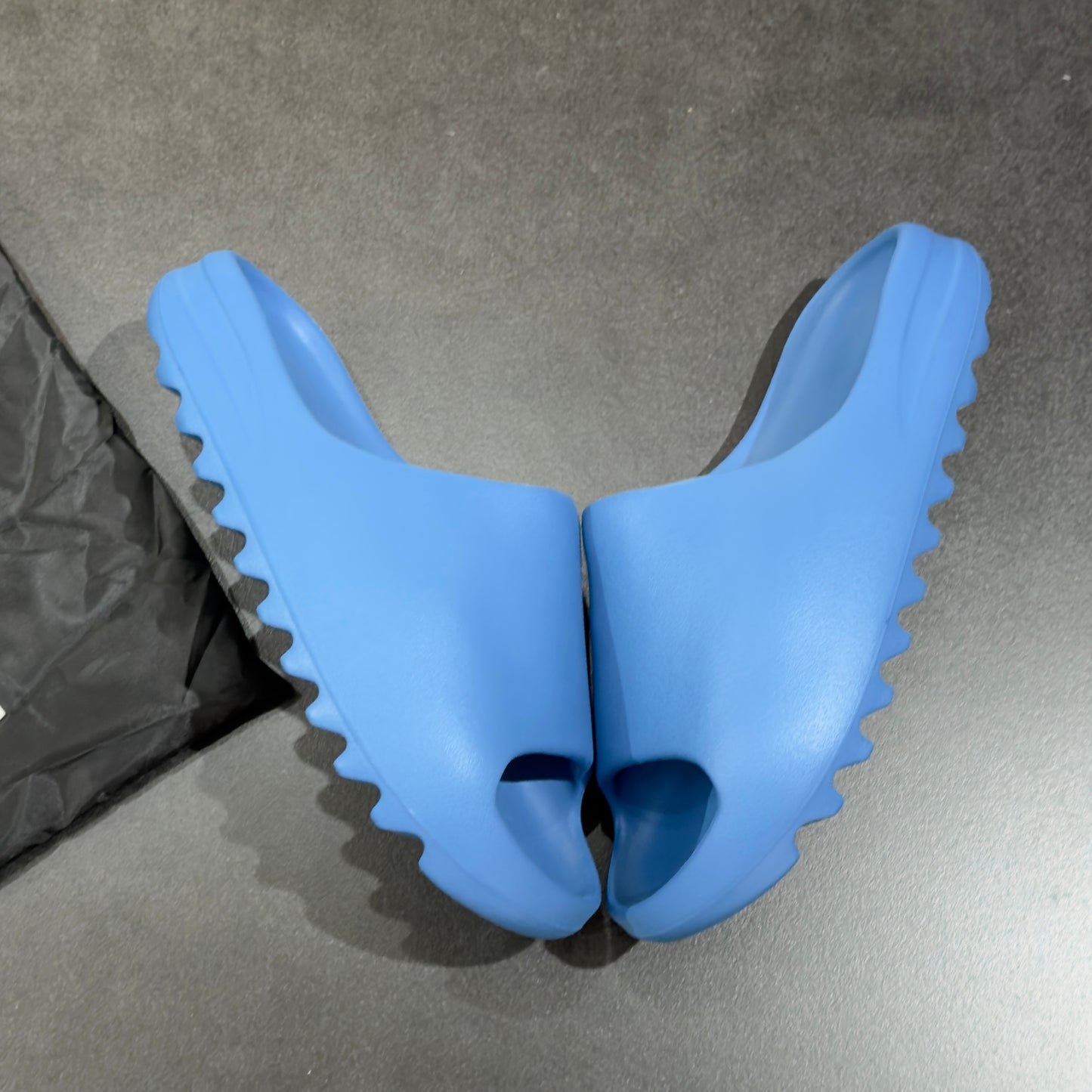 Yeezy Slides - Blue