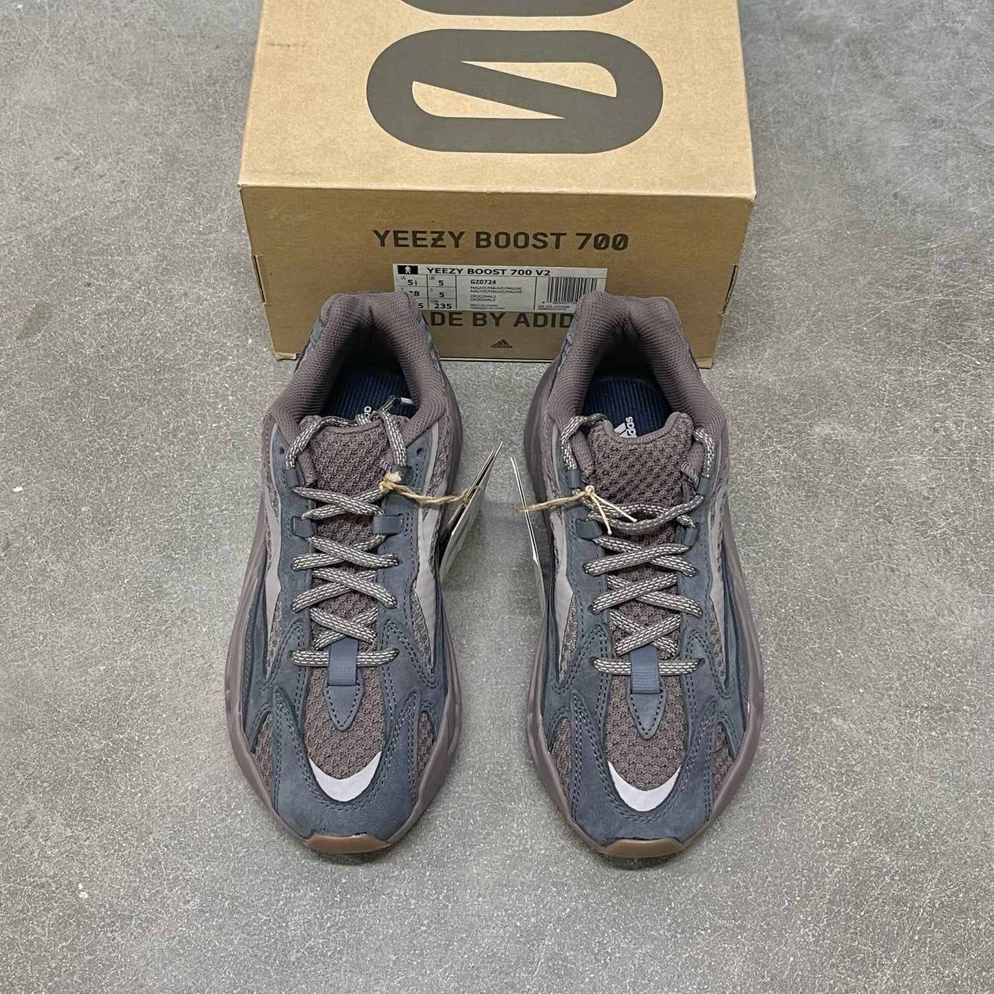 Yeezy Boost 700 V2 - Mauve