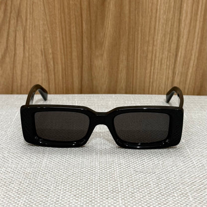 Off White Arthur Sunglasses - Black & Dark Grey