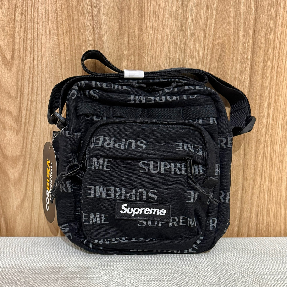 Supreme Shoulder Bag - Black