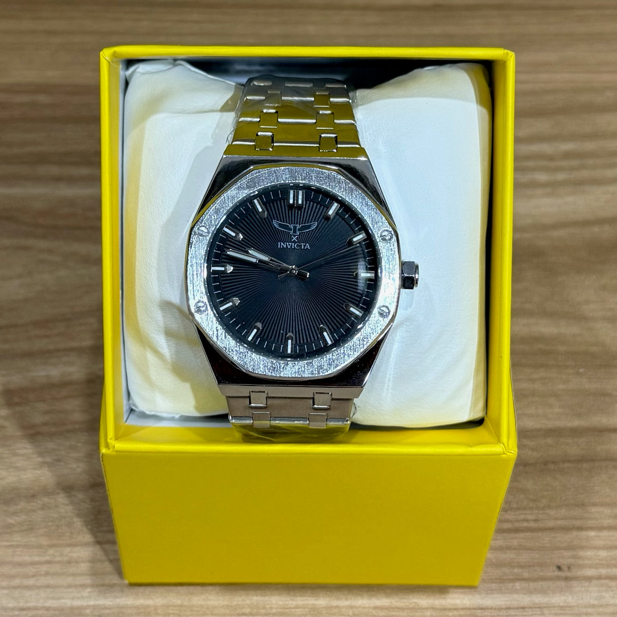 Invicta Specialty Watch 42mm - Silver
