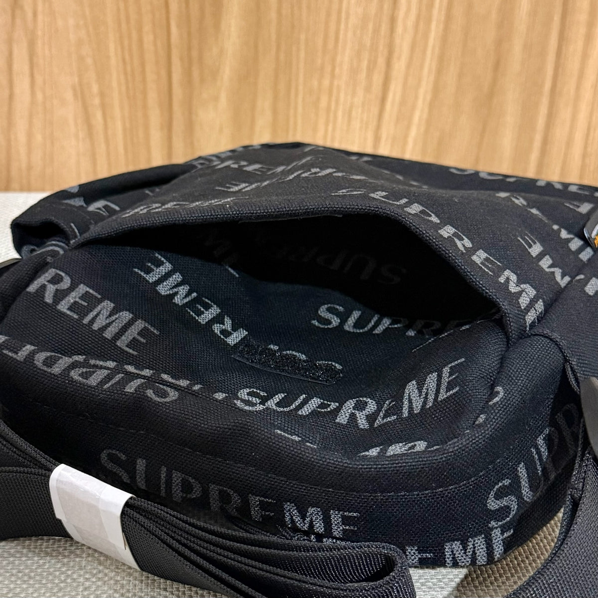 Supreme Shoulder Bag - Black