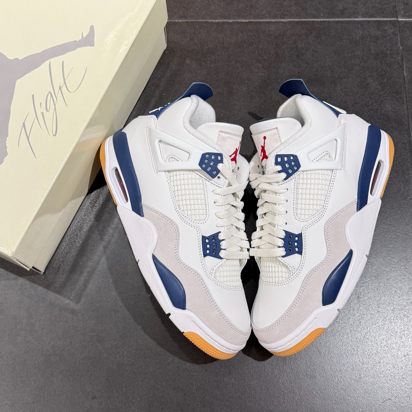 Jordan 4 SB - Navy