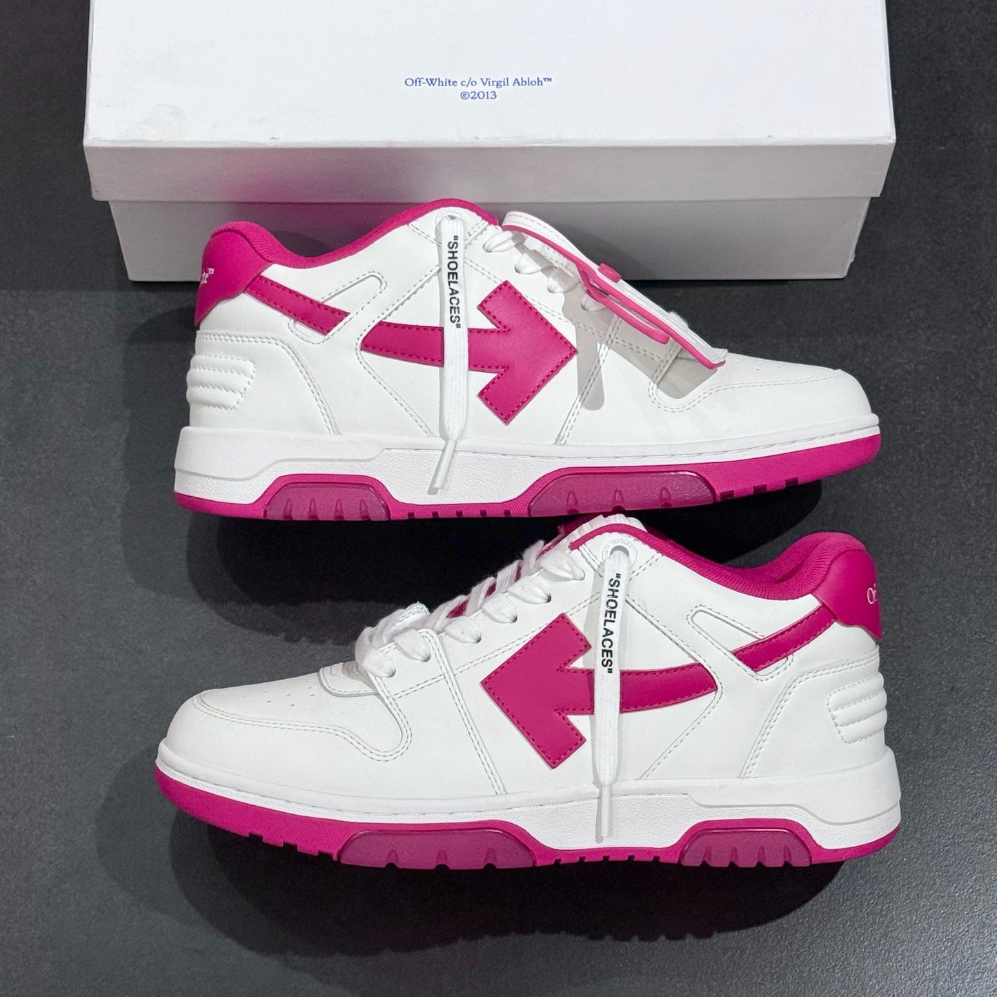 Off White Out Of Office - White & Fuchsia