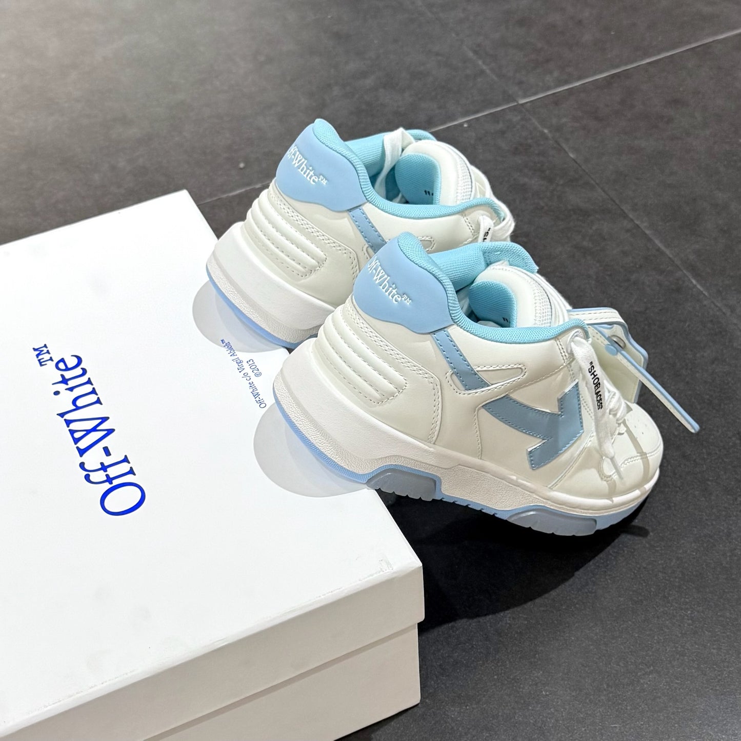 Off White Out Of Office - White & Light Blue