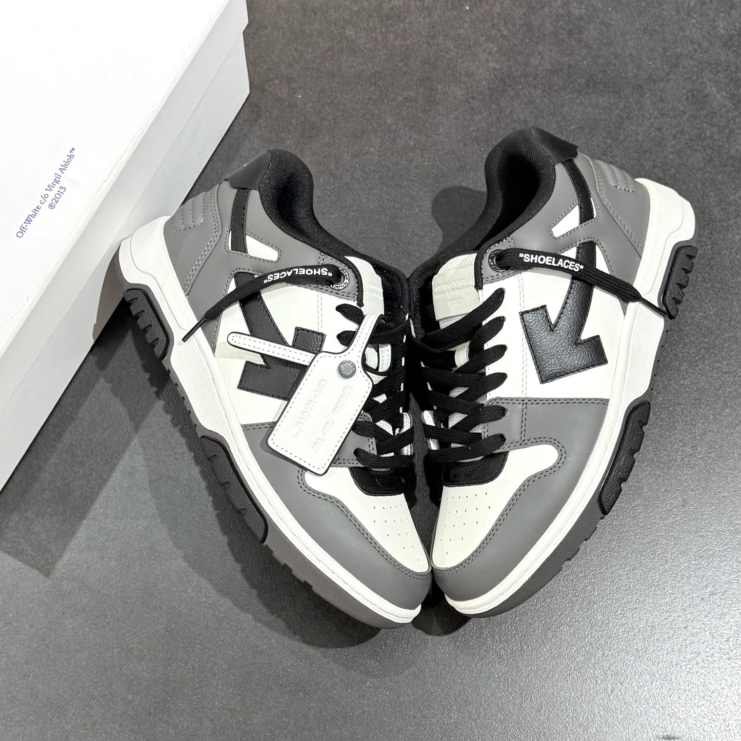 Off White Out Of Office - Dark Grey & White