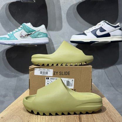 Yeezy Slides - Resin