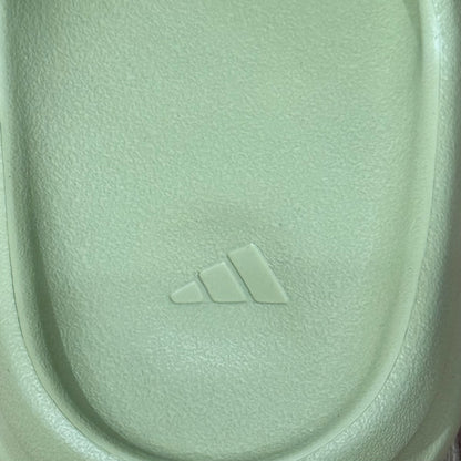 Yeezy Slides - Resin