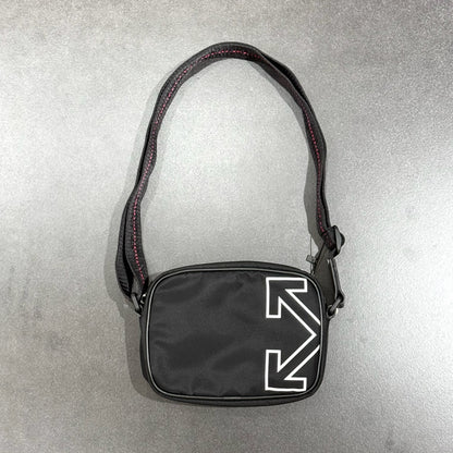 Off-White Heritage Messenger Bag - Black