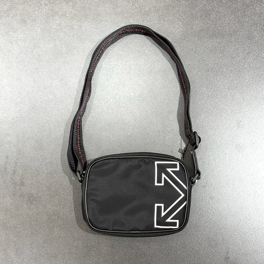 Off-White Heritage Messenger Bag - Black