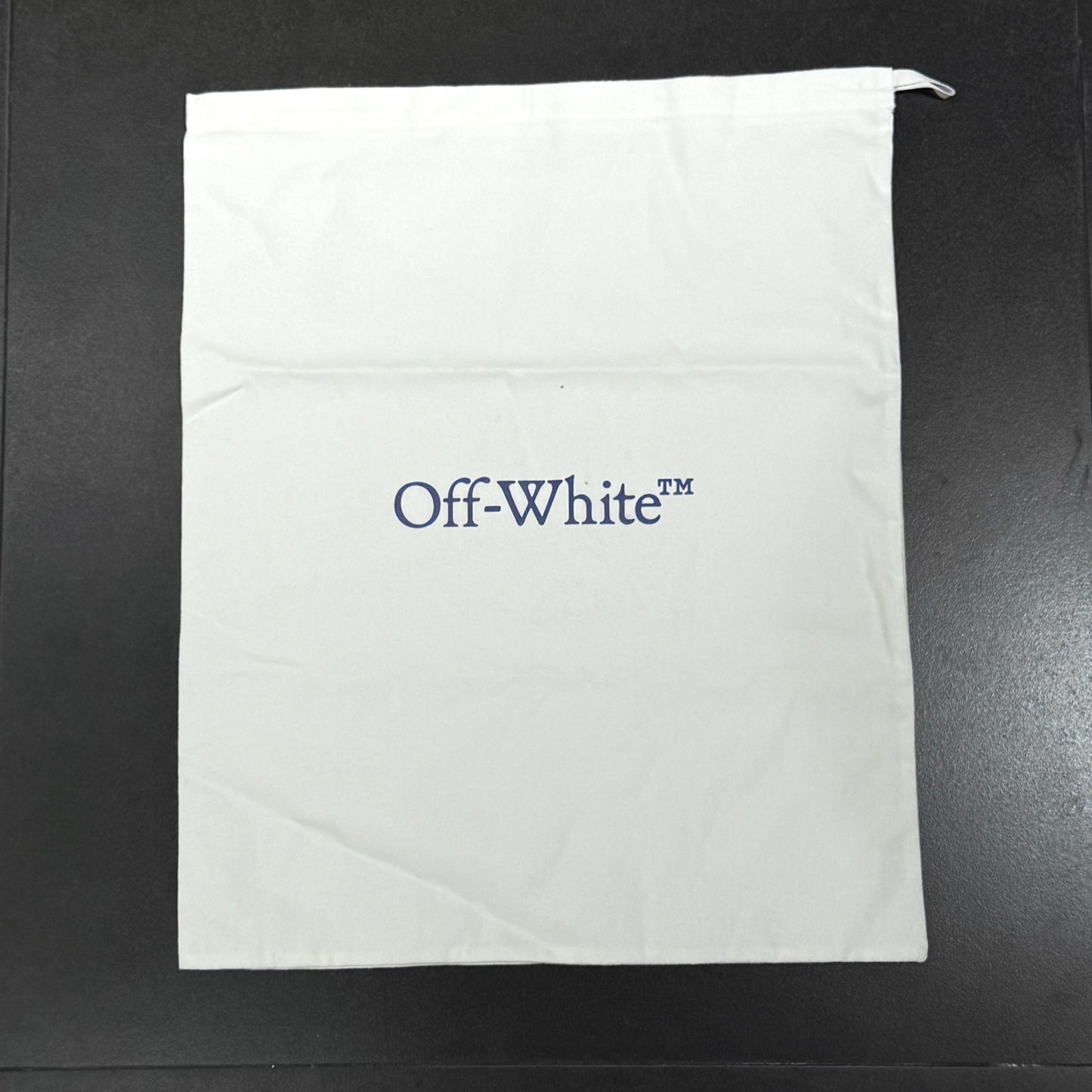 Off White Be Right Back - Light Grey & Caramel