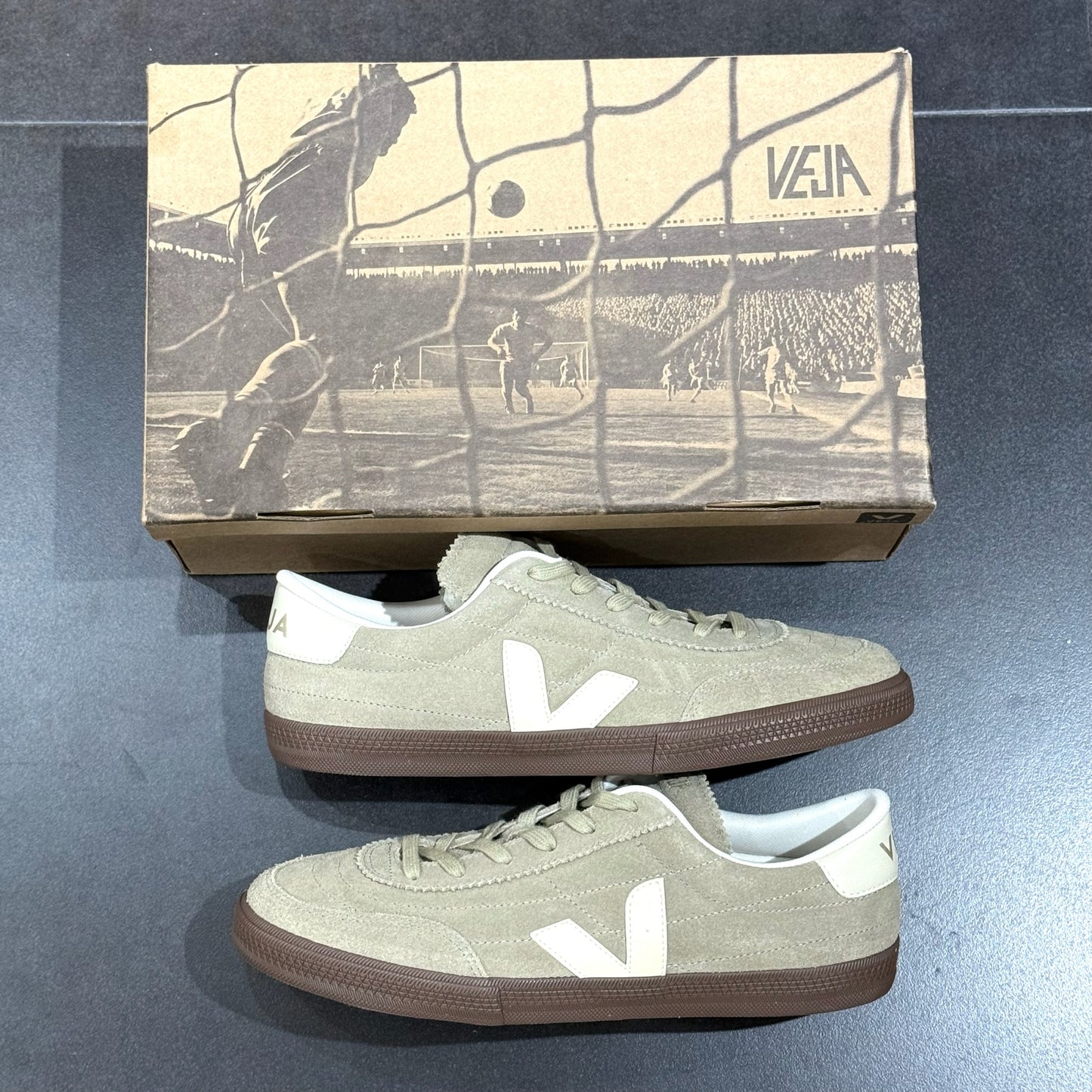 Veja Panenka - Taupe Pierre Bark