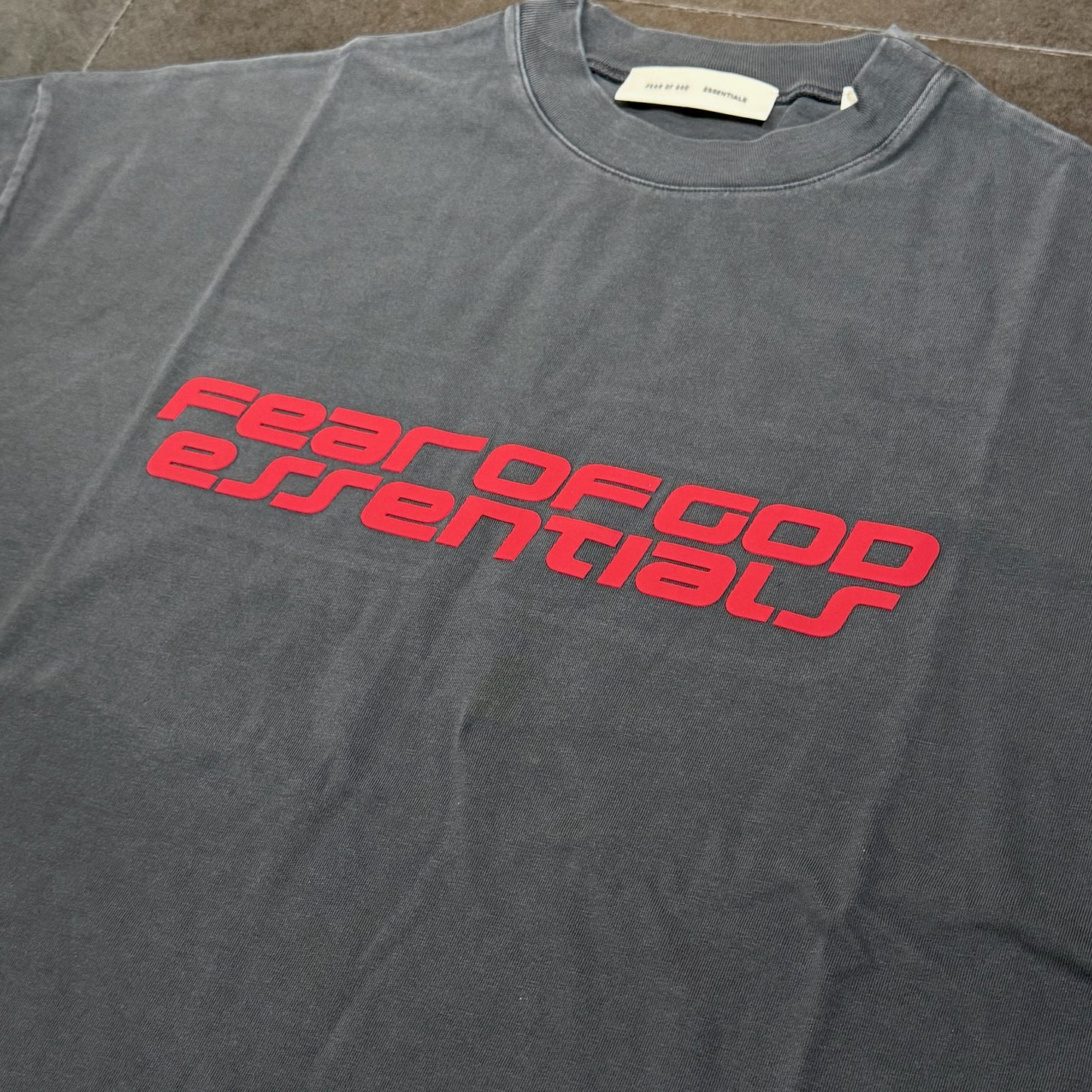 Essentials 90s Tee - Iron Grey