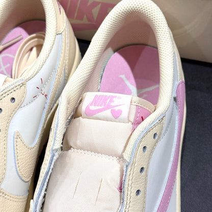 Jordan 1 Low x Travis Scott Cactus Jack - Shy Pink