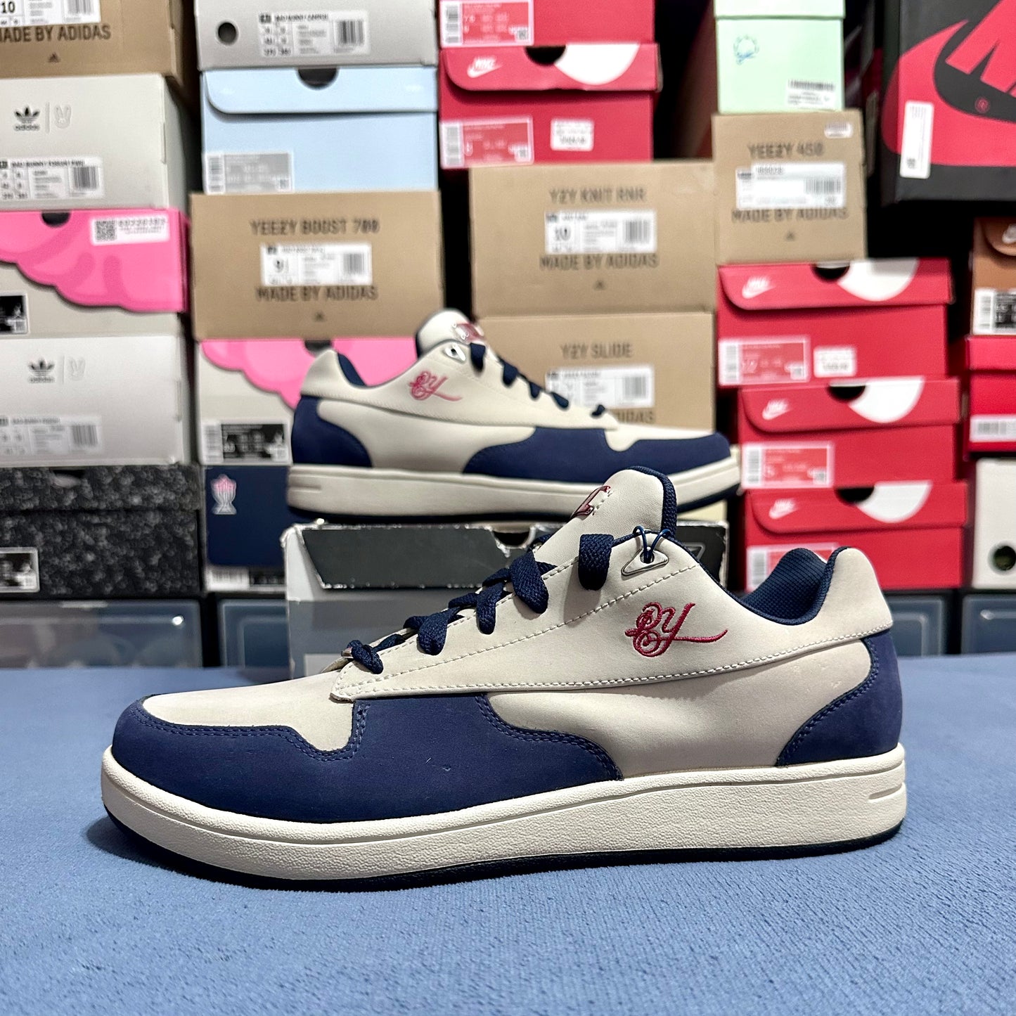 Reebok x Daddy Yankee Sneaker - Cream/Navy