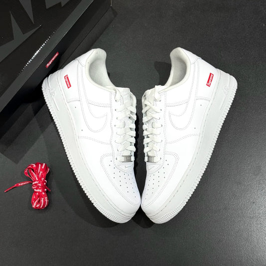 Nike x Supreme Air Force 1 - White