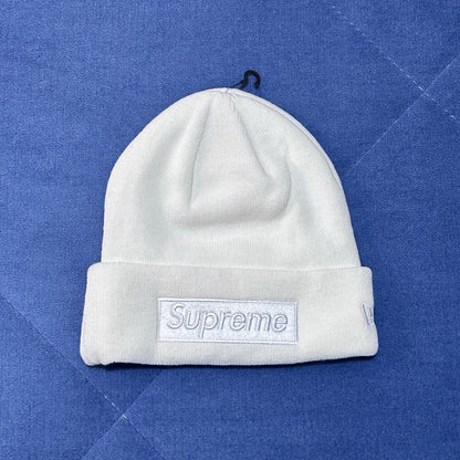 Supreme Box Logo Beanie New Era - White