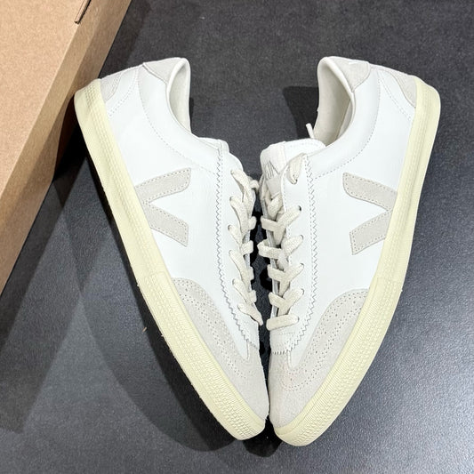 Veja Volley Leather - White Natural