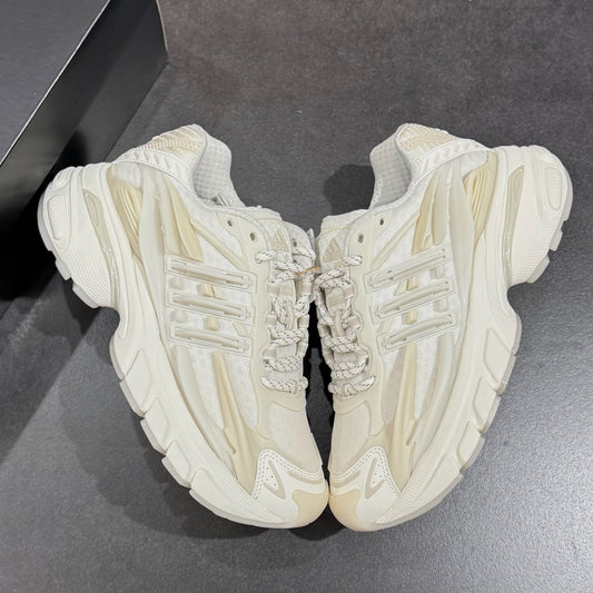 Adidas x Pharrell Williams Adistar Jellyfish - Triple White