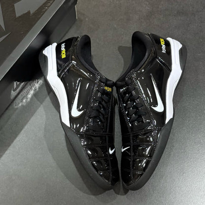 Nike Total 90 - Black