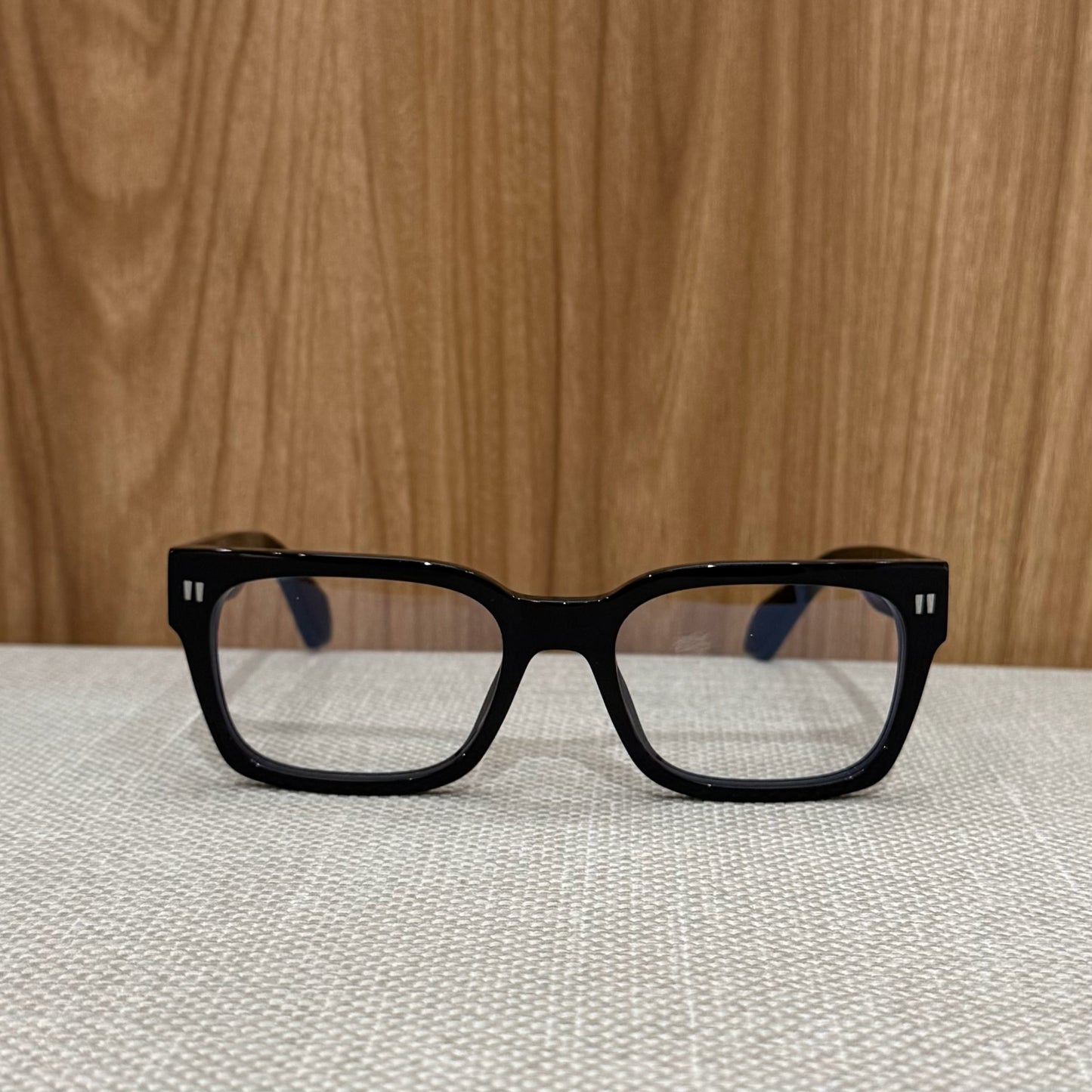 Off White Sunglasses Montura - Black & White