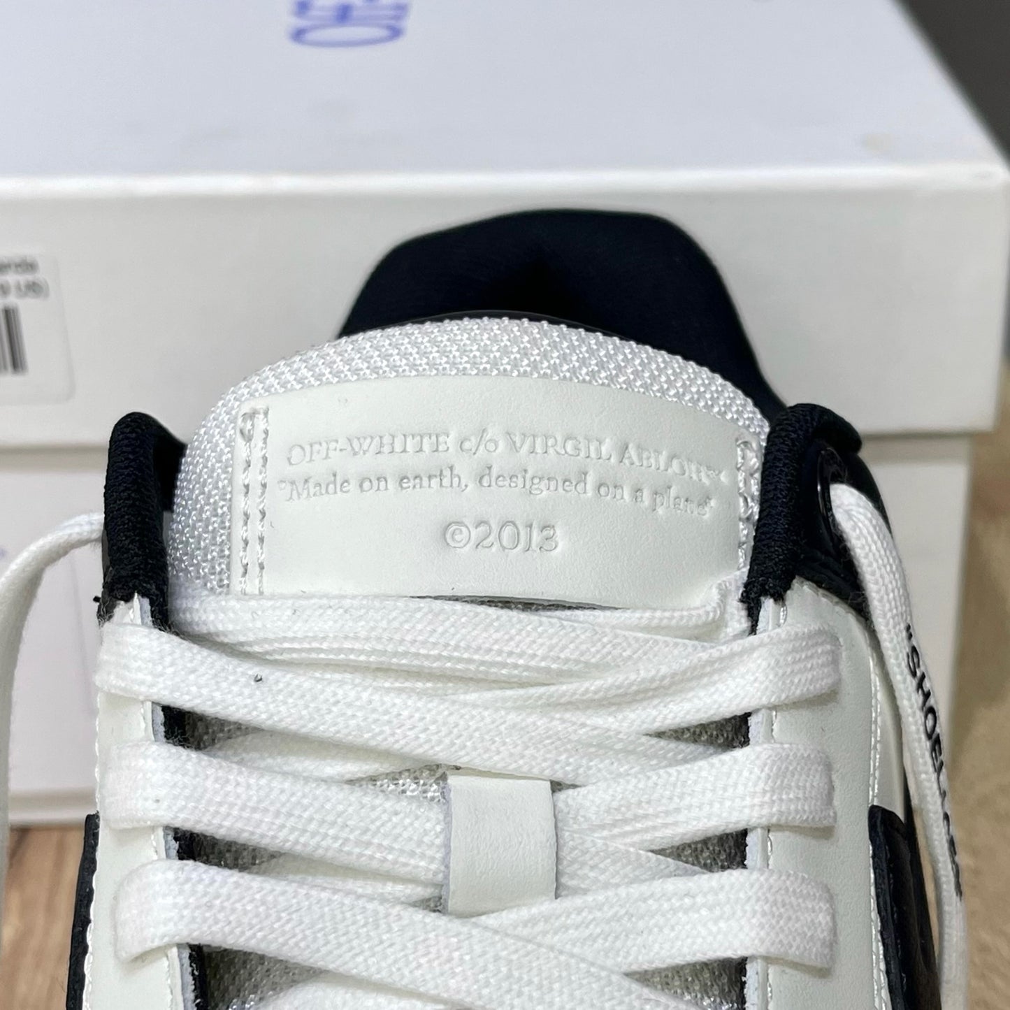 Off White Out Of Office - Panda