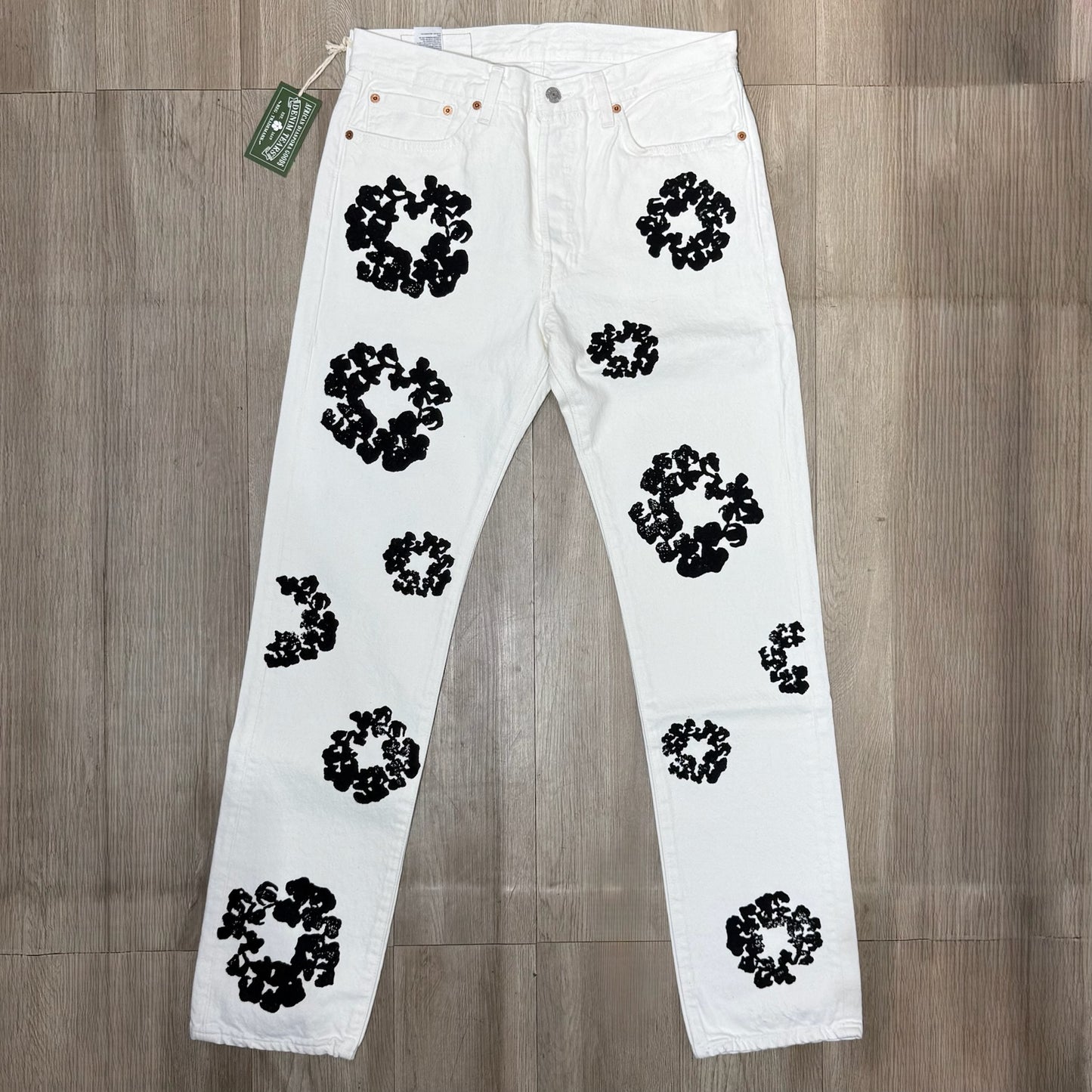 Denim Tears The Cotton Wreath Levis Jeans - White